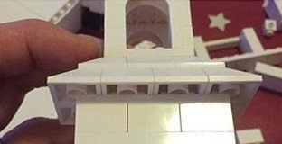Make round windows with LEGO? Yes you can!