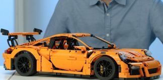 LEGO Porsche 911 GT3 RS Designer Video & Interview