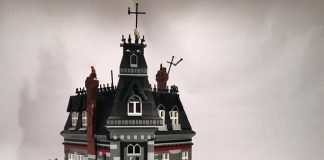 Addams Family Mansion Reaches 10,000 Supporters