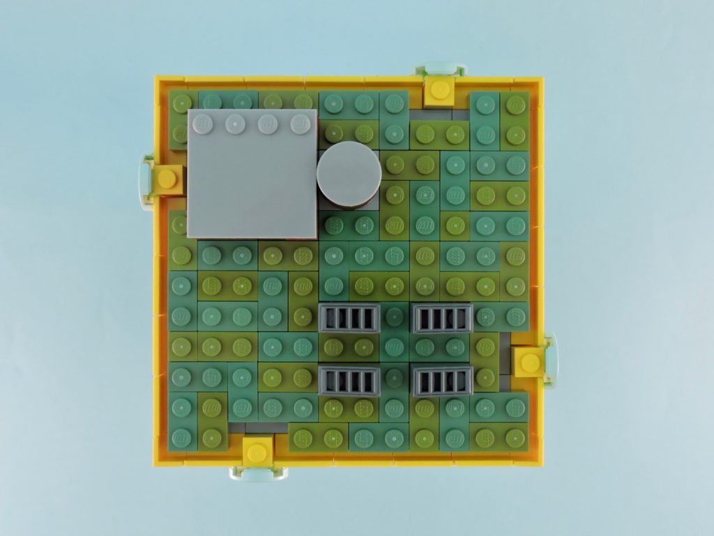 Sunrise Tower - Microscale in Focus - Brick Brains