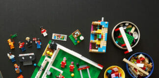 Icons of Play (40643) Football Set Revealed