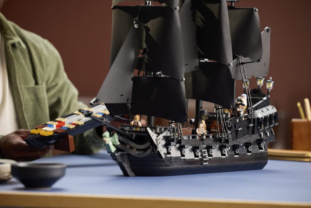 Set Sail with the Exciting LEGO Captain Jack Sparrow Pirate Ship! 5 10365 Lifestyle Build 05