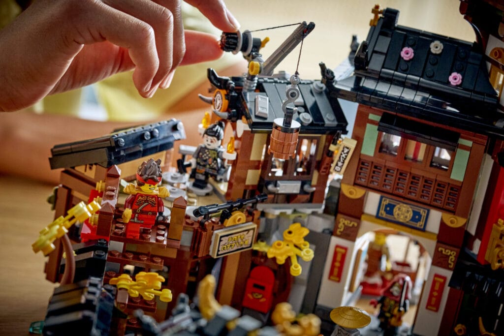 LEGO NINJAGO Old Town Set Celebrates 15 Years with Record-Breaking 23 Minifigures 9 71861 Lifestyle cons 4