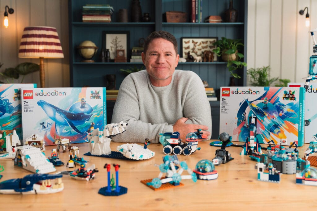 LEGO Education Finally Comes Home: New LEGO STEM Science Kits Hit Shelves for Kids 1 Steve Backshall sits with the 4 new LEGO STEM science kits