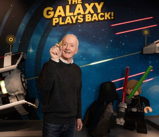 LEGO Star Wars SMART Play Expands with 5 New Sets at Nuremberg Toy Fair LEGO Star Wars SMART Play with Anthony Daniels