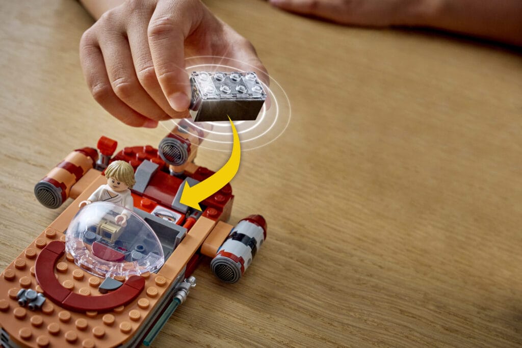 LEGO Star Wars SMART Play Expands with 5 New Sets at Nuremberg Toy Fair 14 75420 Lifestyle cons 10