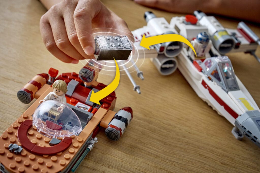 LEGO Star Wars SMART Play Expands with 5 New Sets at Nuremberg Toy Fair 13 75420 Lifestyle cons 9